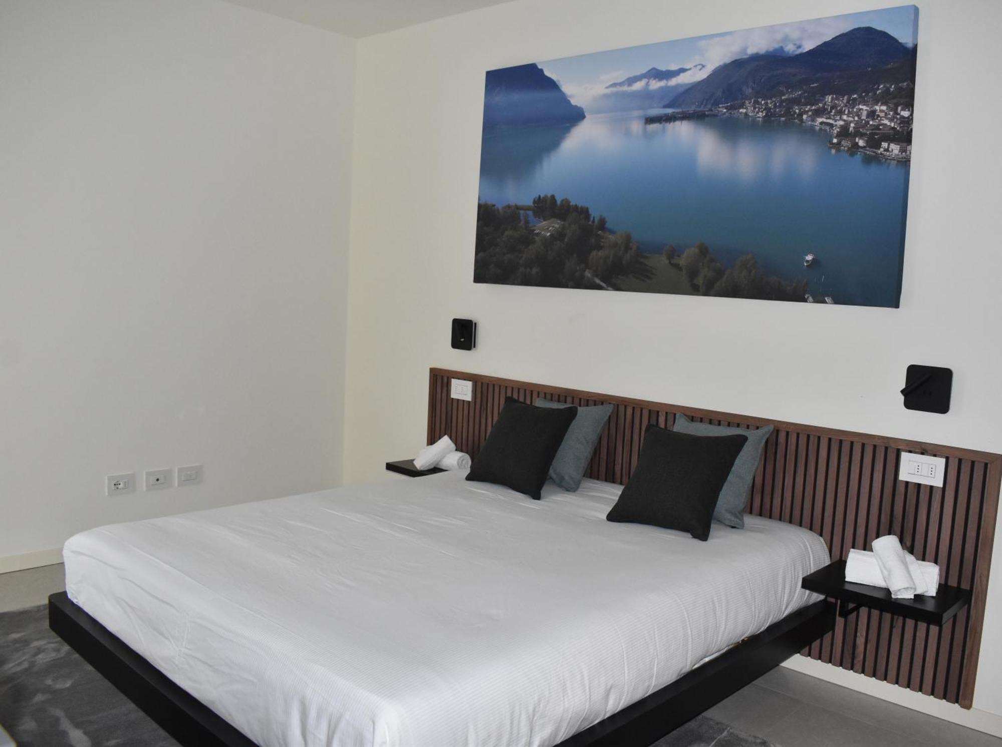 Baia Delle Rose Via Roma 111 Apartment Costa Volpino Room photo